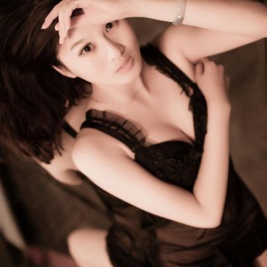 TGOD推女神0048期 优雅！蜜桃成熟时【现役空姐槿馨】